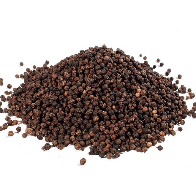 Černý pepř celý 